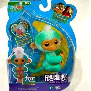 AVA Monkey Fingerling NWT 2023 Hot Christmas Toy!